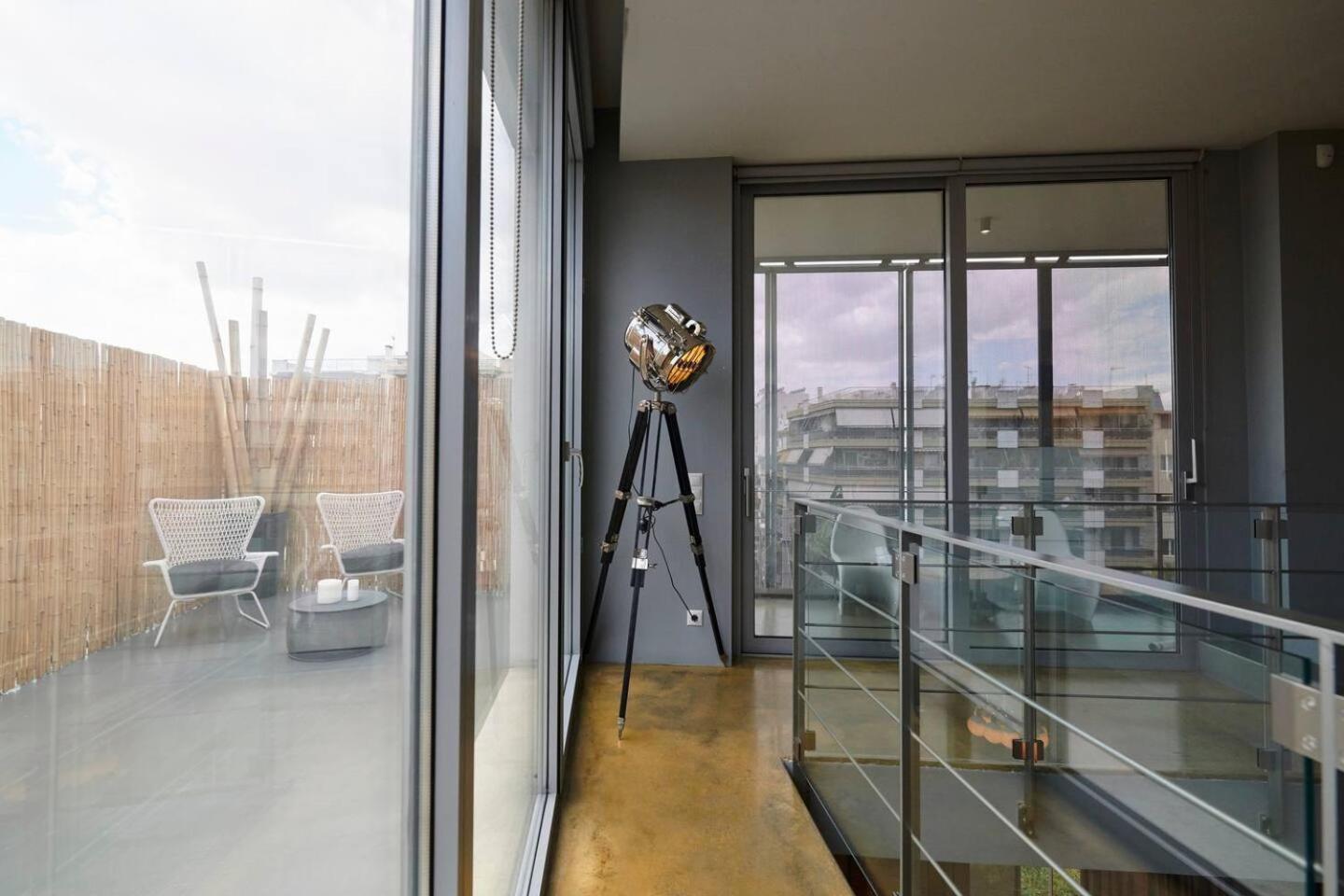 אתונה Ma Maison No5 Penthouse Loft, Private Heated Pool, Acropolis View, Ultra High Speed Internet 300 Mbps, Short Walk To Acropolis, Parking Upon Request, 1' From Metro מראה חיצוני תמונה