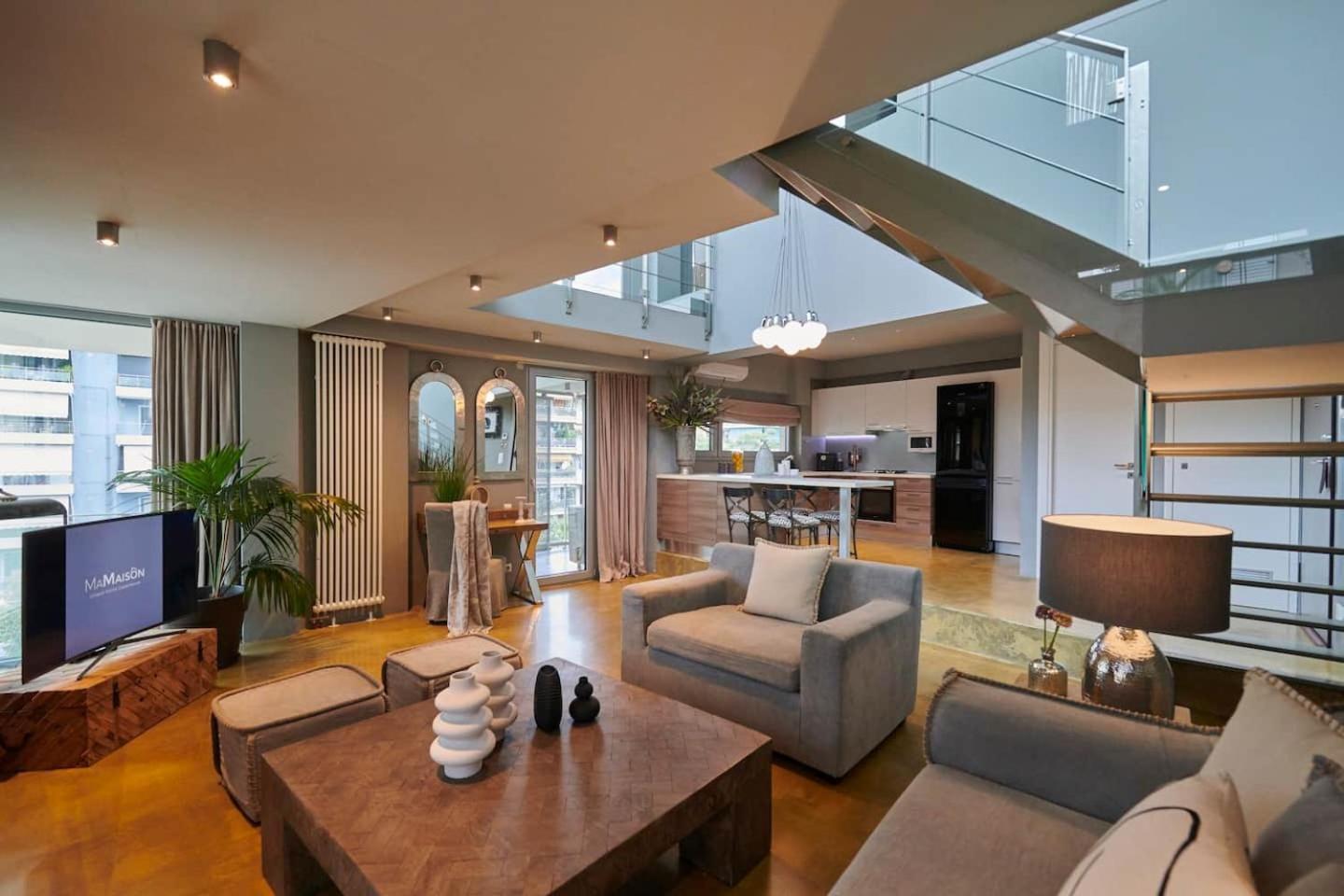 אתונה Ma Maison No5 Penthouse Loft, Private Heated Pool, Acropolis View, Ultra High Speed Internet 300 Mbps, Short Walk To Acropolis, Parking Upon Request, 1' From Metro מראה חיצוני תמונה