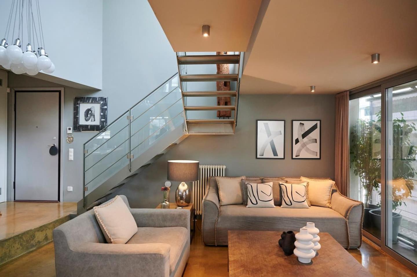 אתונה Ma Maison No5 Penthouse Loft, Private Heated Pool, Acropolis View, Ultra High Speed Internet 300 Mbps, Short Walk To Acropolis, Parking Upon Request, 1' From Metro מראה חיצוני תמונה
