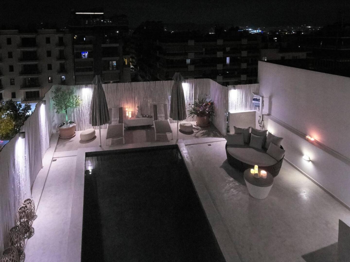 אתונה Ma Maison No5 Penthouse Loft, Private Heated Pool, Acropolis View, Ultra High Speed Internet 300 Mbps, Short Walk To Acropolis, Parking Upon Request, 1' From Metro מראה חיצוני תמונה