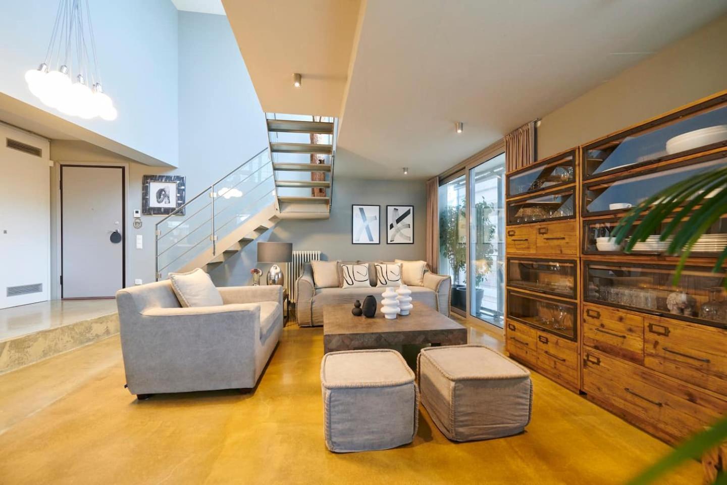 אתונה Ma Maison No5 Penthouse Loft, Private Heated Pool, Acropolis View, Ultra High Speed Internet 300 Mbps, Short Walk To Acropolis, Parking Upon Request, 1' From Metro מראה חיצוני תמונה