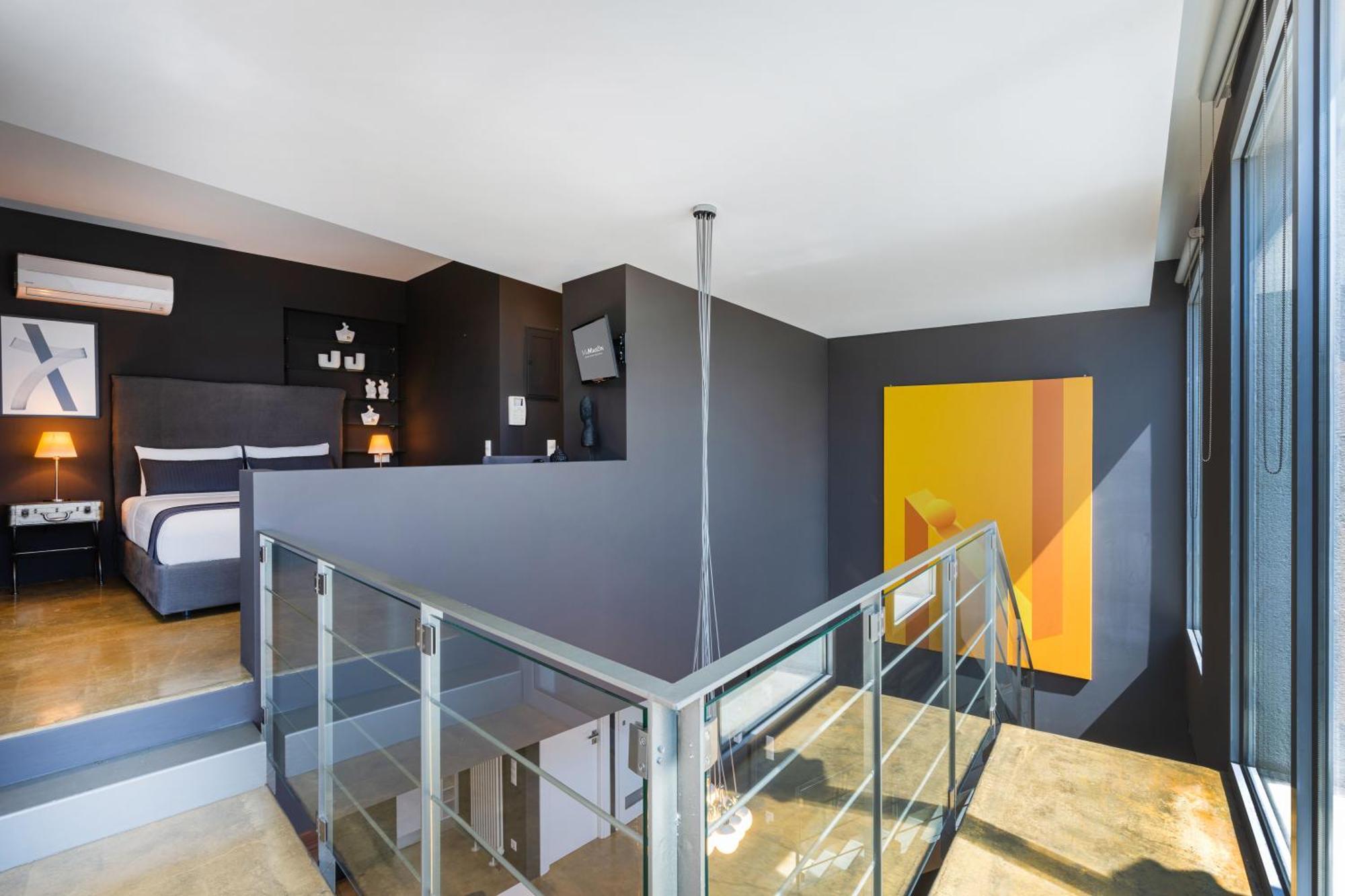 אתונה Ma Maison No5 Penthouse Loft, Private Heated Pool, Acropolis View, Ultra High Speed Internet 300 Mbps, Short Walk To Acropolis, Parking Upon Request, 1' From Metro מראה חיצוני תמונה