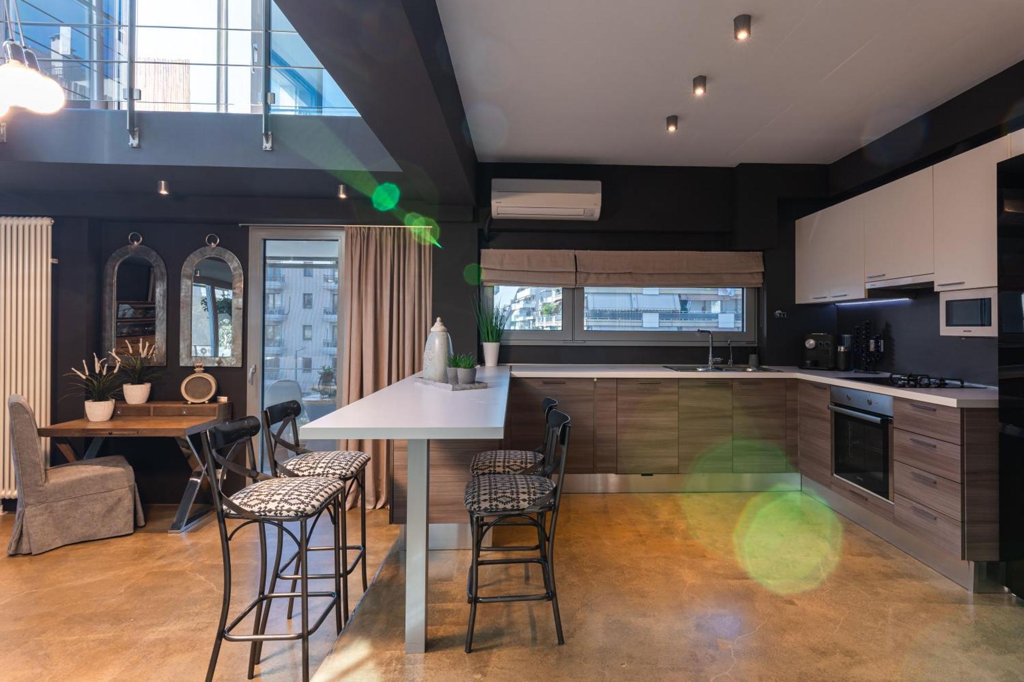 אתונה Ma Maison No5 Penthouse Loft, Private Heated Pool, Acropolis View, Ultra High Speed Internet 300 Mbps, Short Walk To Acropolis, Parking Upon Request, 1' From Metro מראה חיצוני תמונה