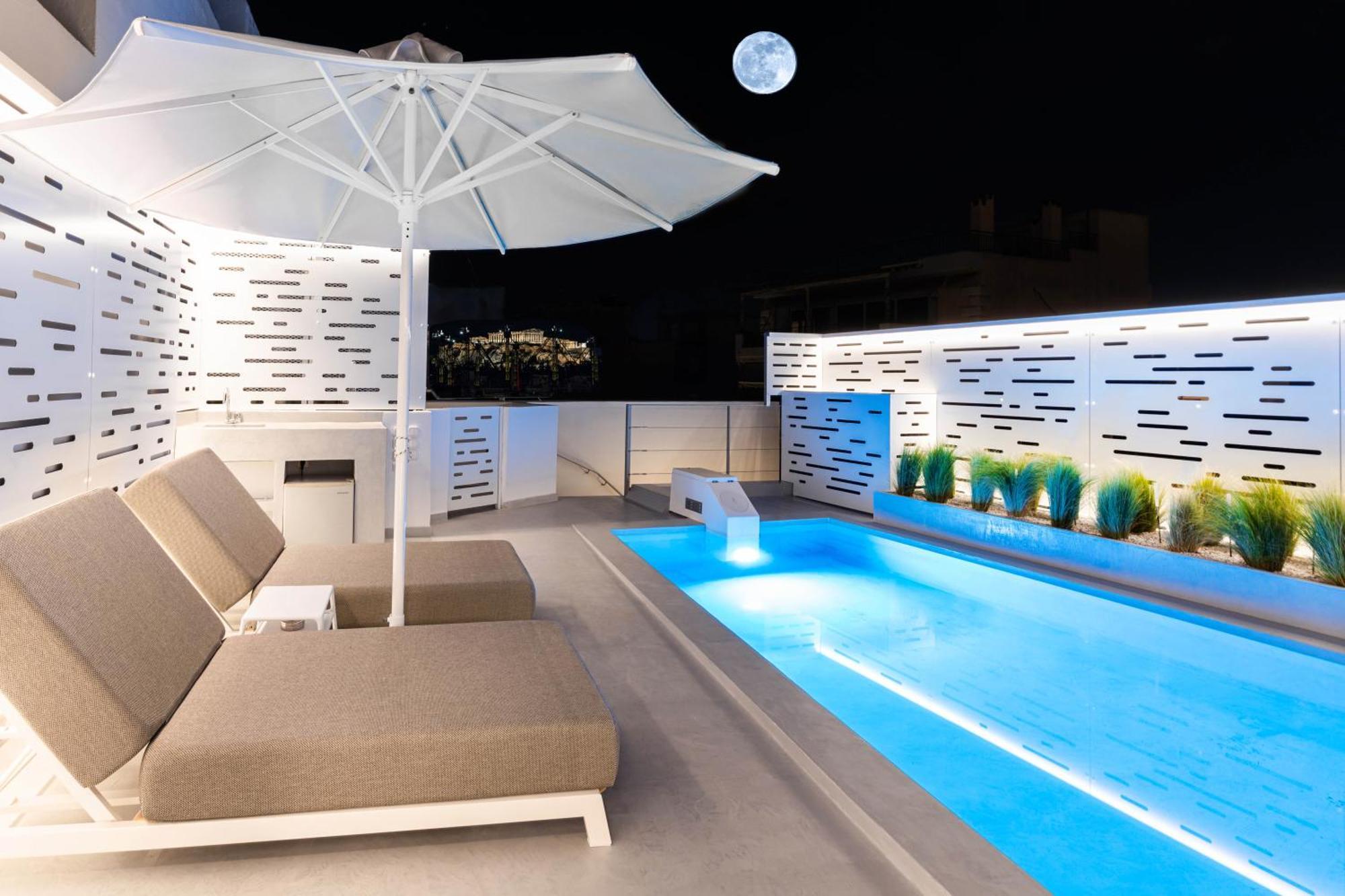 אתונה Ma Maison No5 Penthouse Loft, Private Heated Pool, Acropolis View, Ultra High Speed Internet 300 Mbps, Short Walk To Acropolis, Parking Upon Request, 1' From Metro מראה חיצוני תמונה
